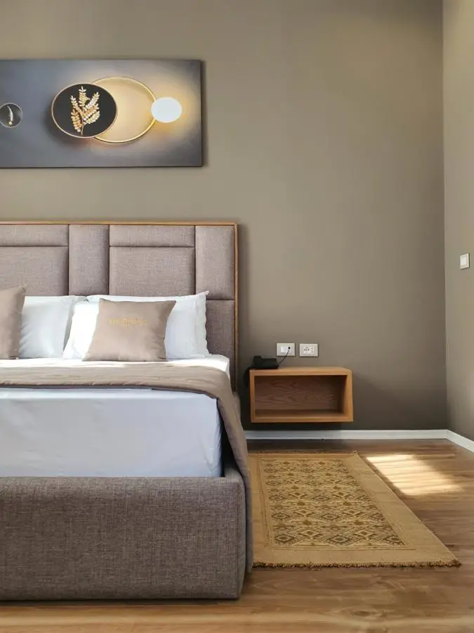 HEIRESS Hotel