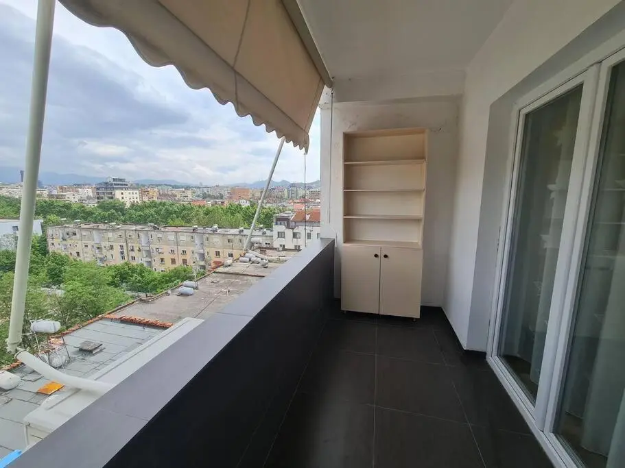 2E Apartment Myslym Shyri