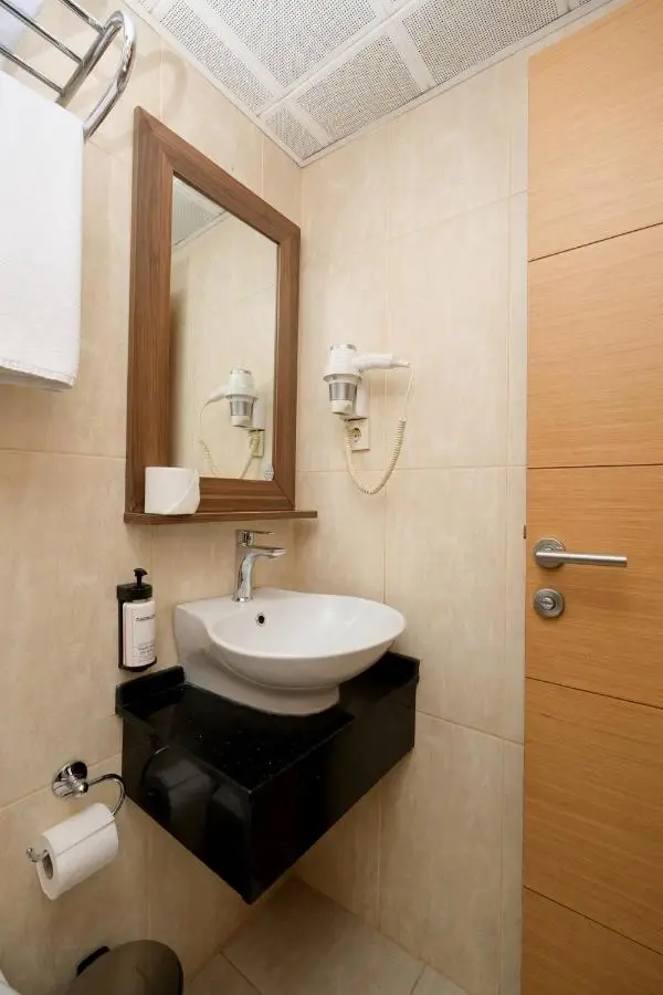 Pera Arya Hotel