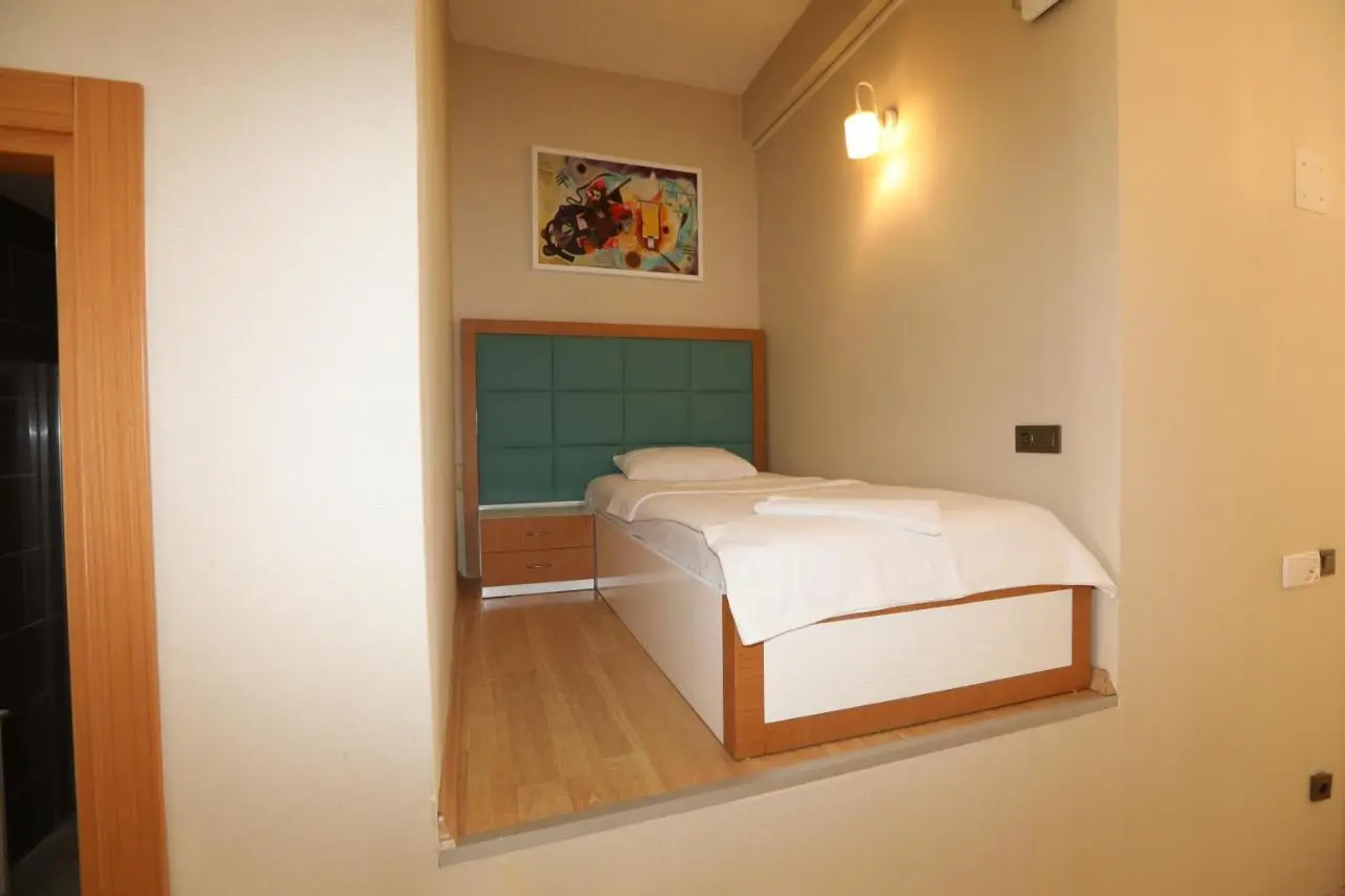 Mezzo Hotel