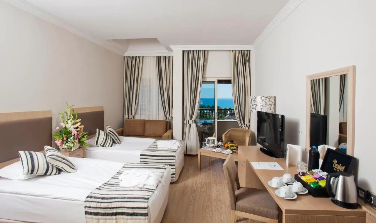 Crystal Tat Beach Pearl Collection - Ultimate All Inclusive