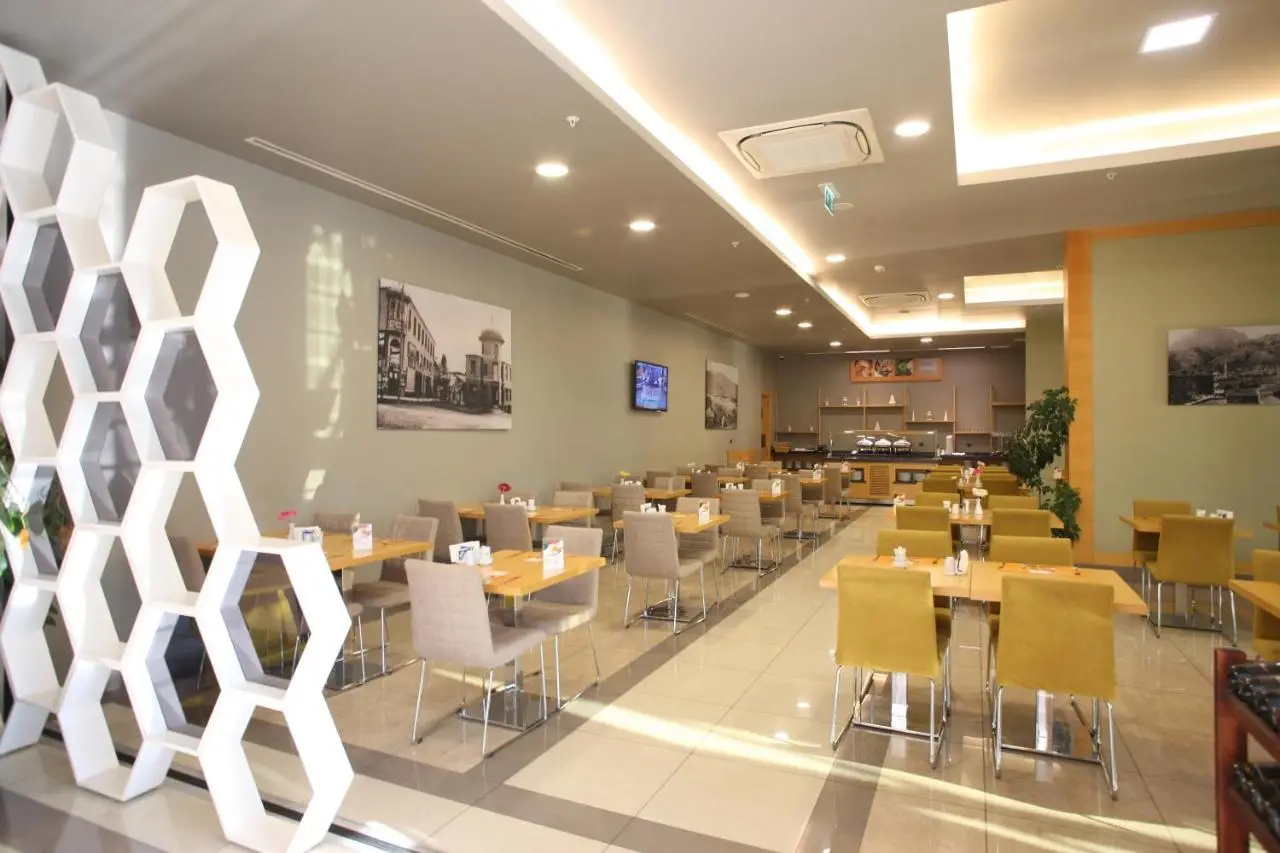 Holiday Inn Express Manisa-West by IHG
