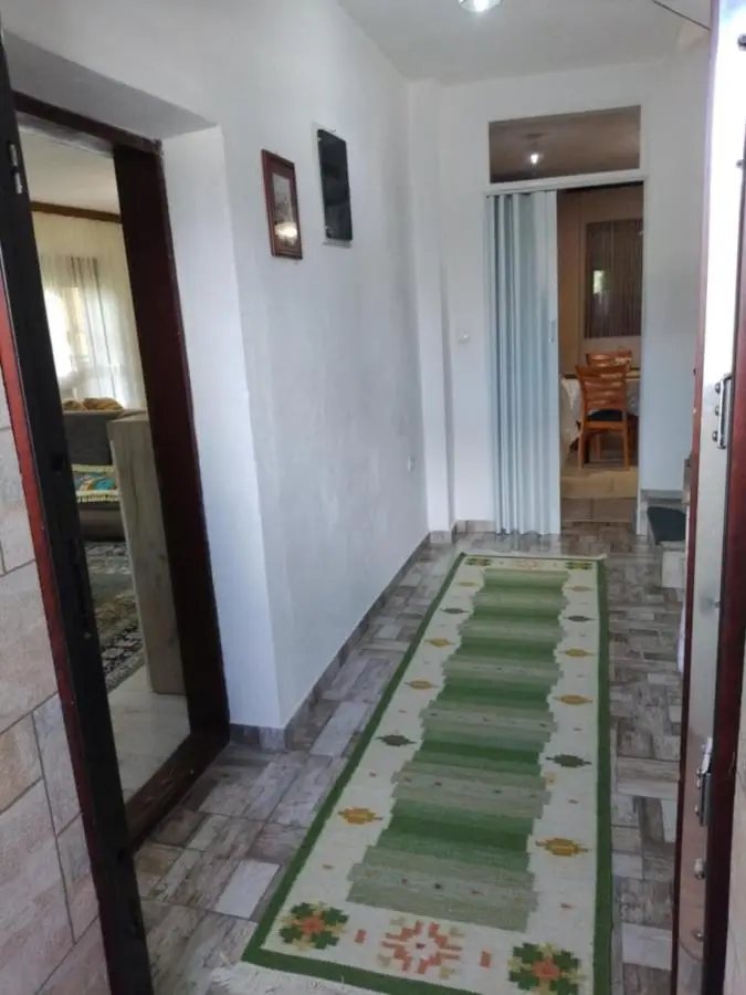 Hiža Guesthouse