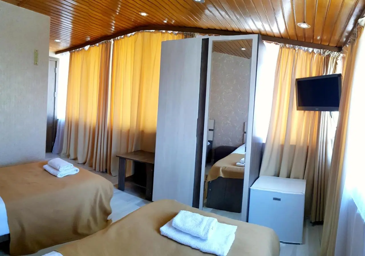 Bonus Hotel