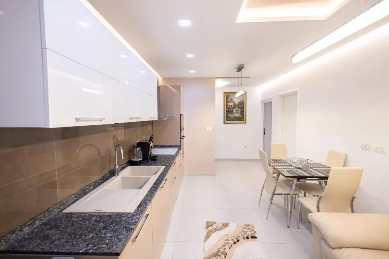 Apartment KLER-Elegant Stay Ali Demi