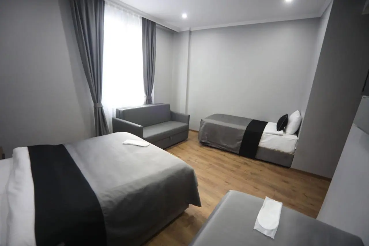 Yuvam Vari Hotel