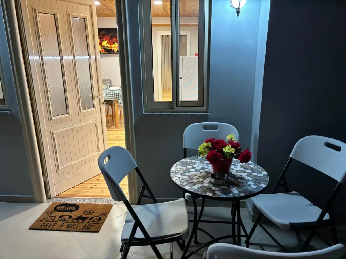 2Bedroom Apartment,free parking 06