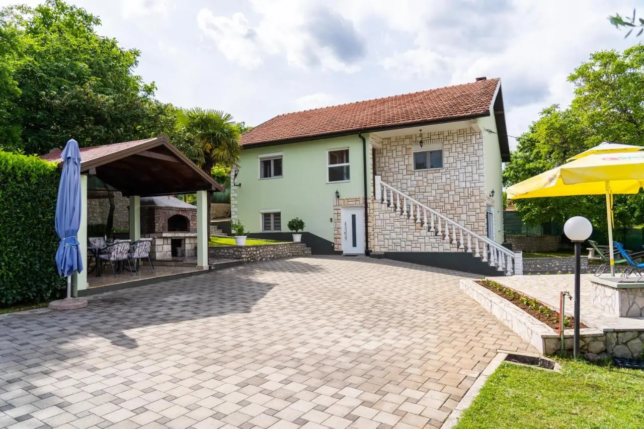 Holiday Home IFI
