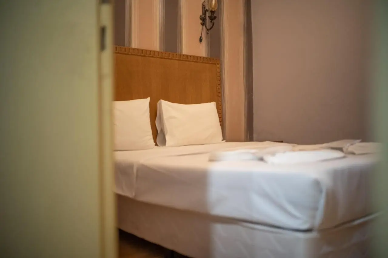 Cheers Vintage Hostel