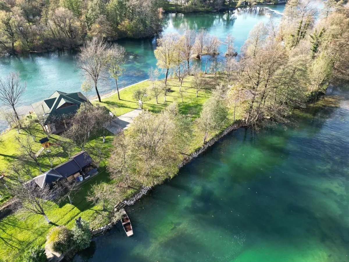 ORAH HOUSE, a unique and unforgettable vacation on a private island