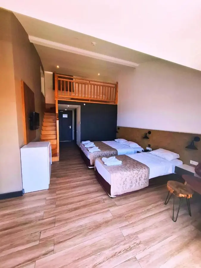 Sey Beach Hotel & Spa