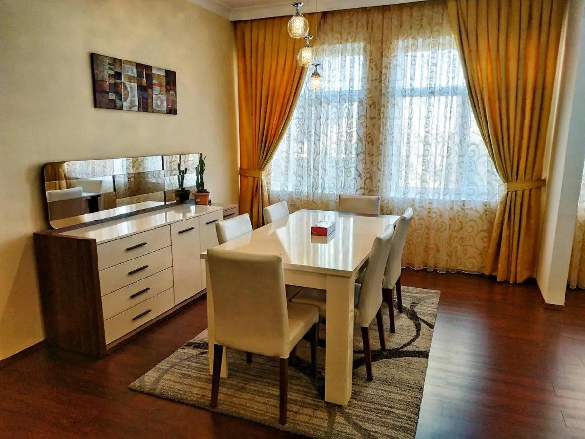 City Mansion ApartHotel