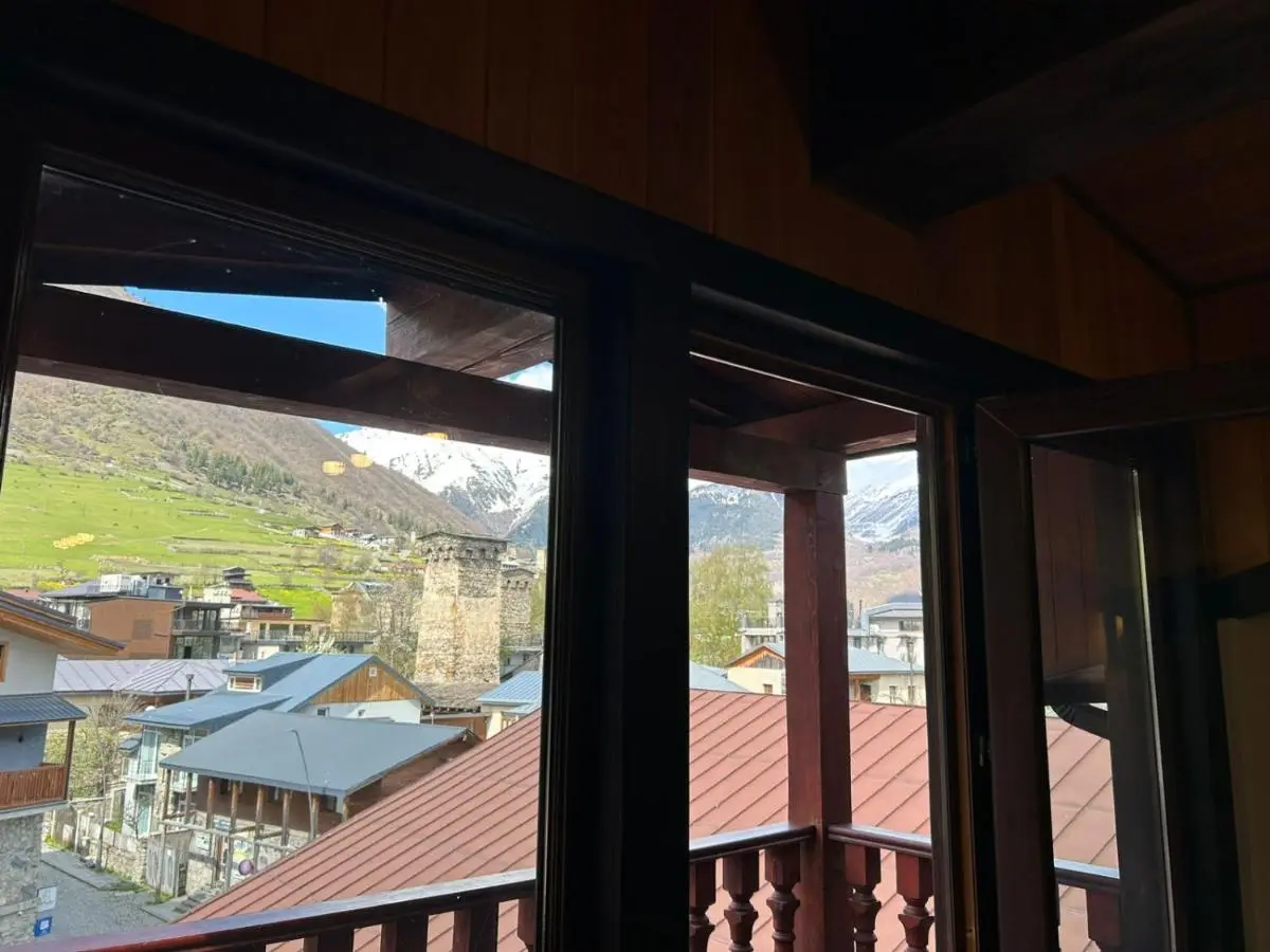 Hotel Mansarda Mestia