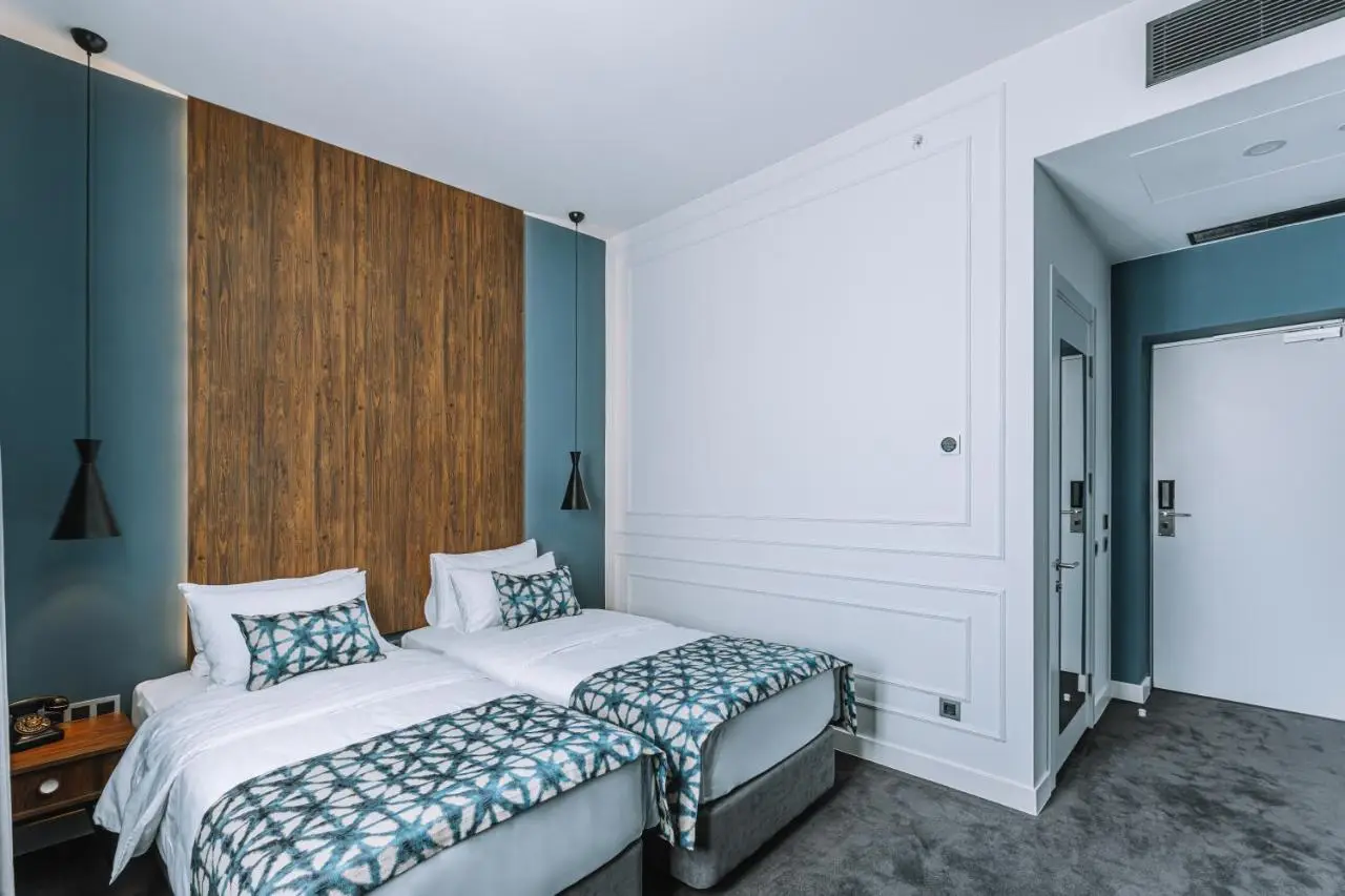 Hotel Twenties Tbilisi - Stay & Dine