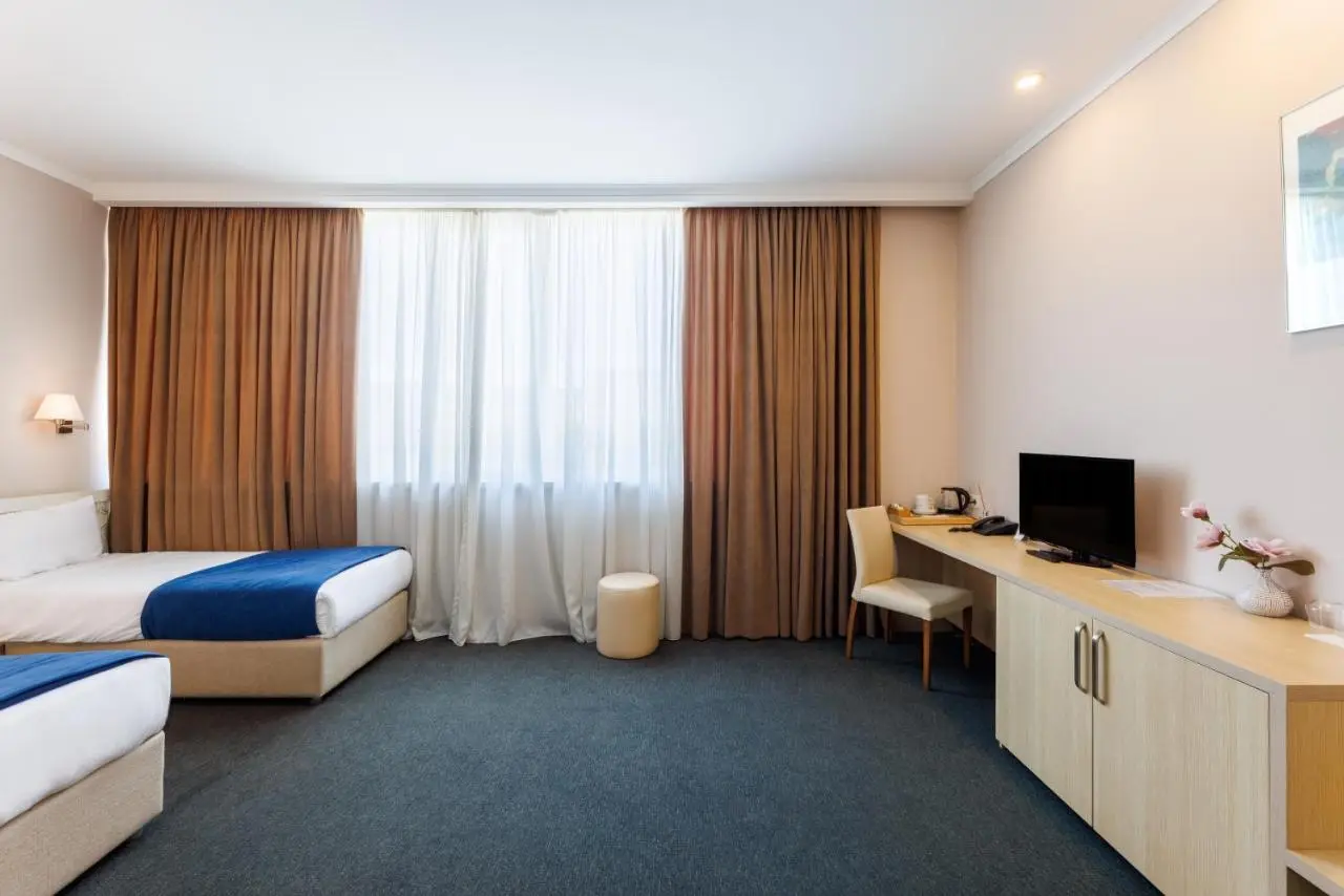 Cruise Hotel