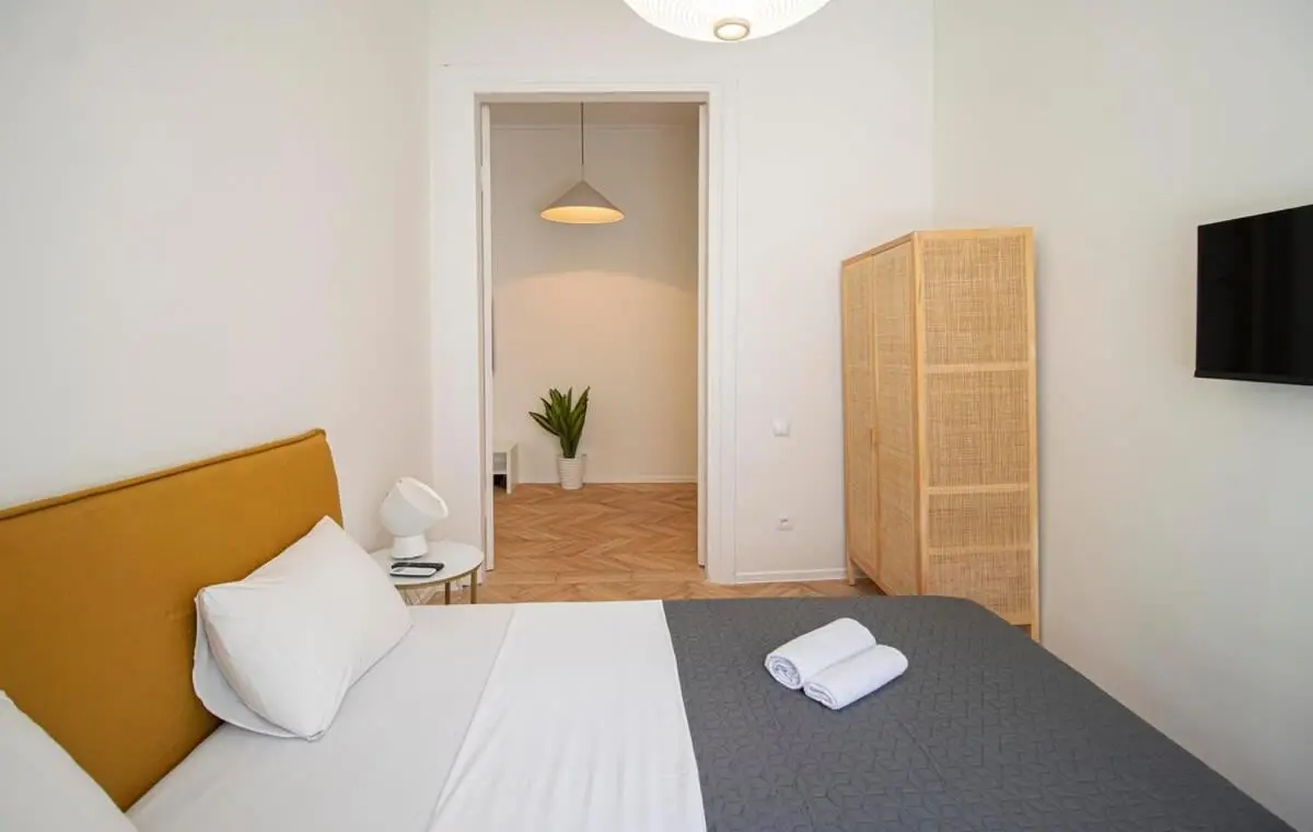 Chic 3BR Apt Near Fabrika - By Wehost