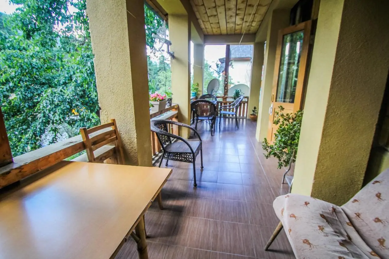 Eka&Nino GuestHouse