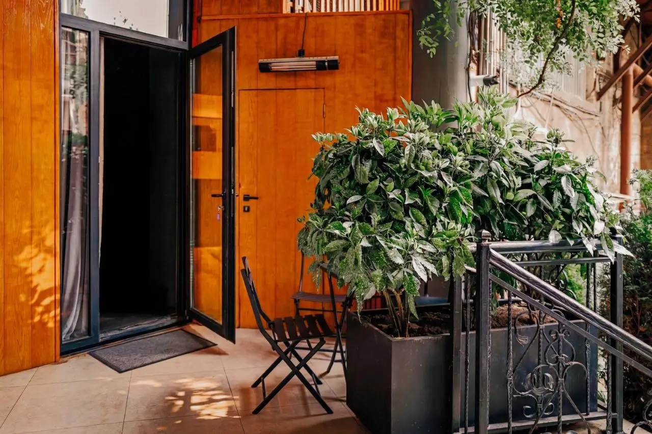 Zorba&Bond Boutique Hotel