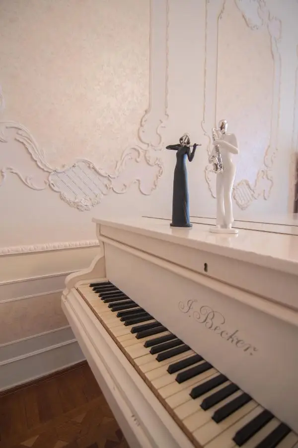 The Grand Piano Hotel