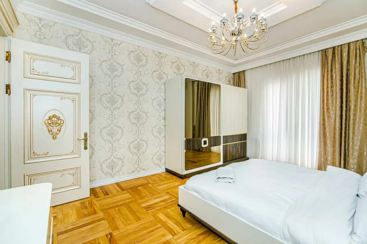 City Centre apartment on Nizami