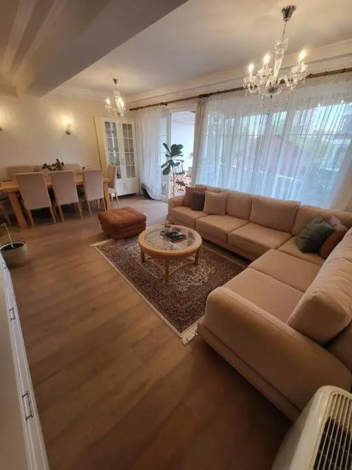 TOP House Tirana