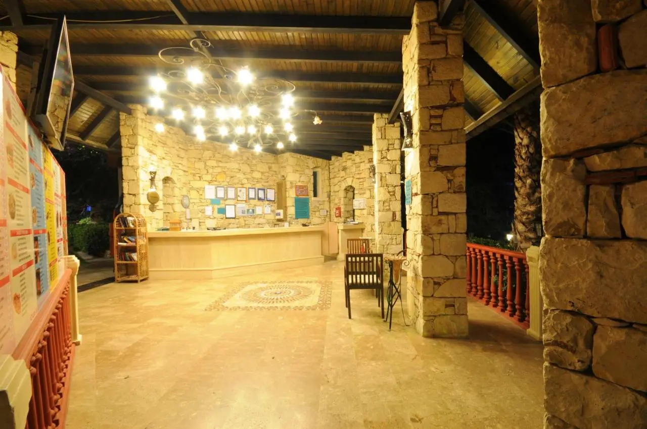 Grand Aquarium