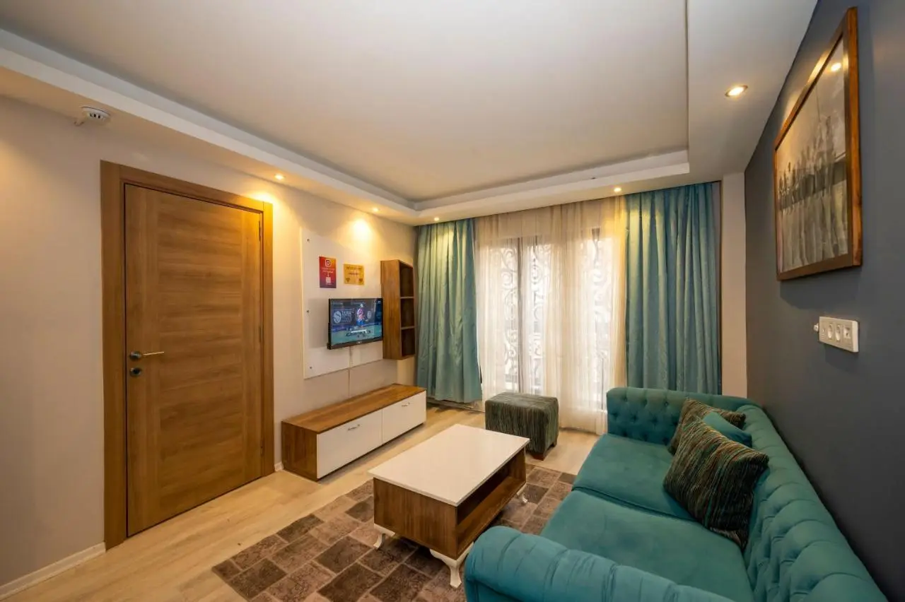 Marida Suit - Istanbul Taksim