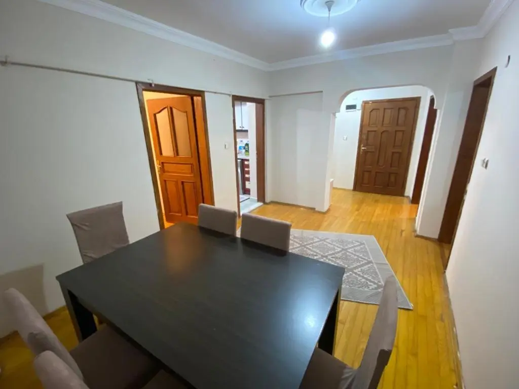 2 bedrooms central area located appartment 2 floor