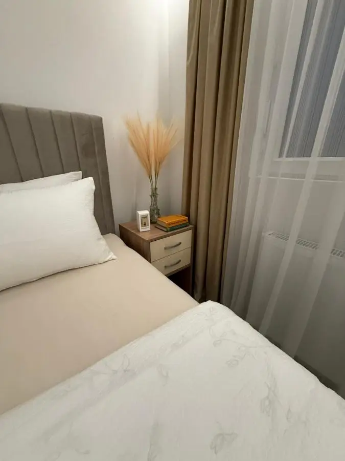 Apartmani Maja