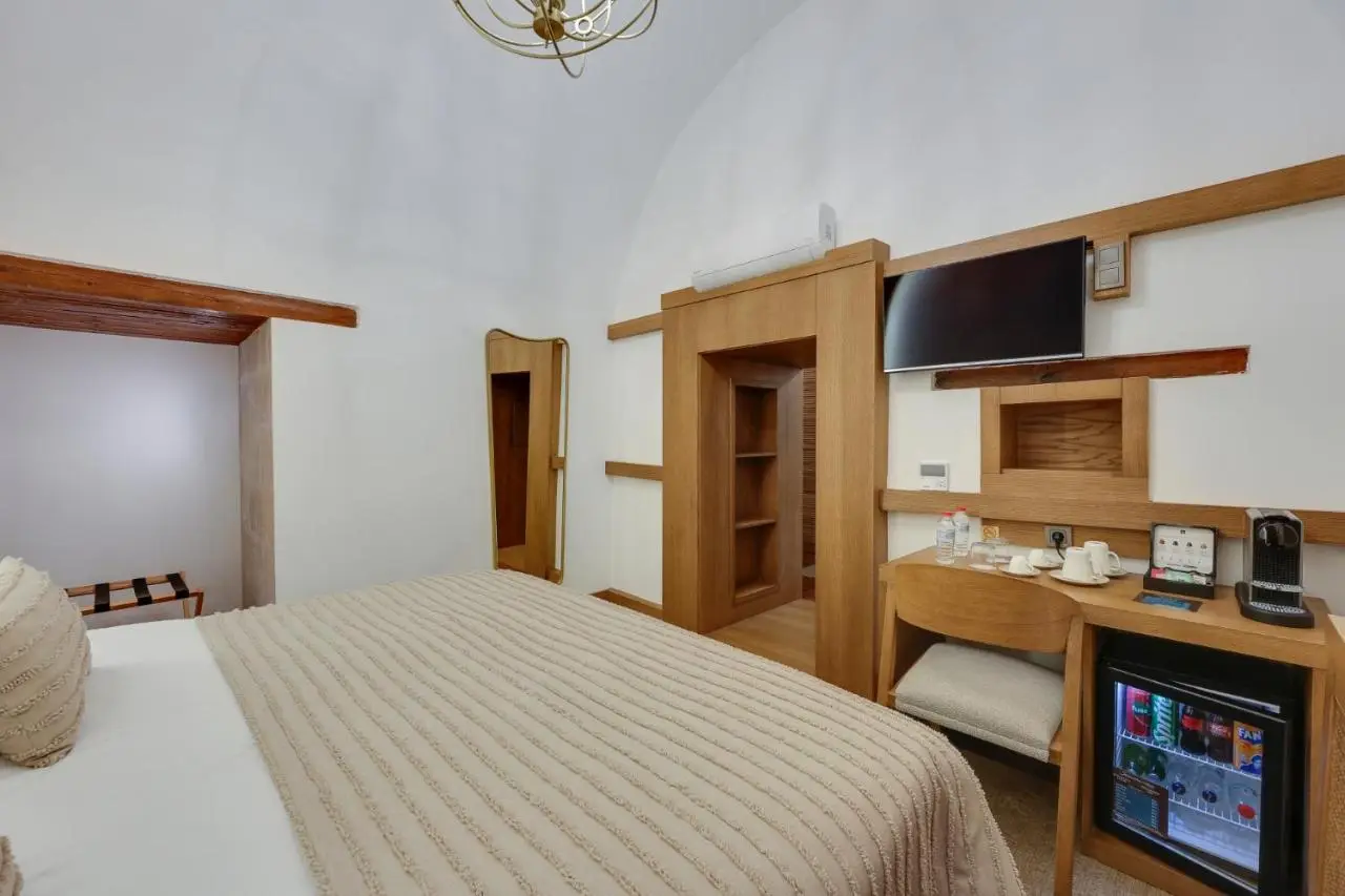 Silk Road Museum Hotel