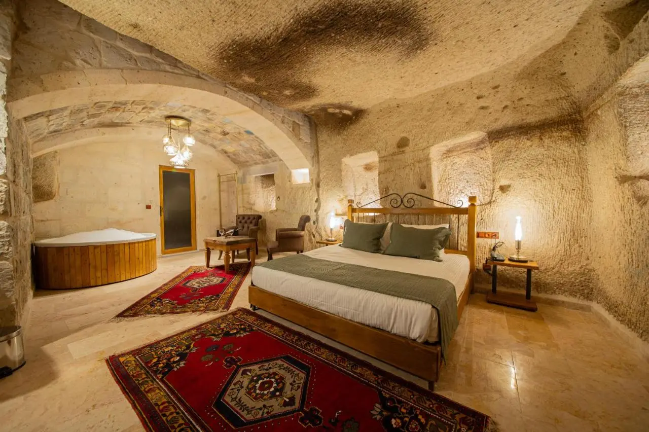 Ares Cave Suites