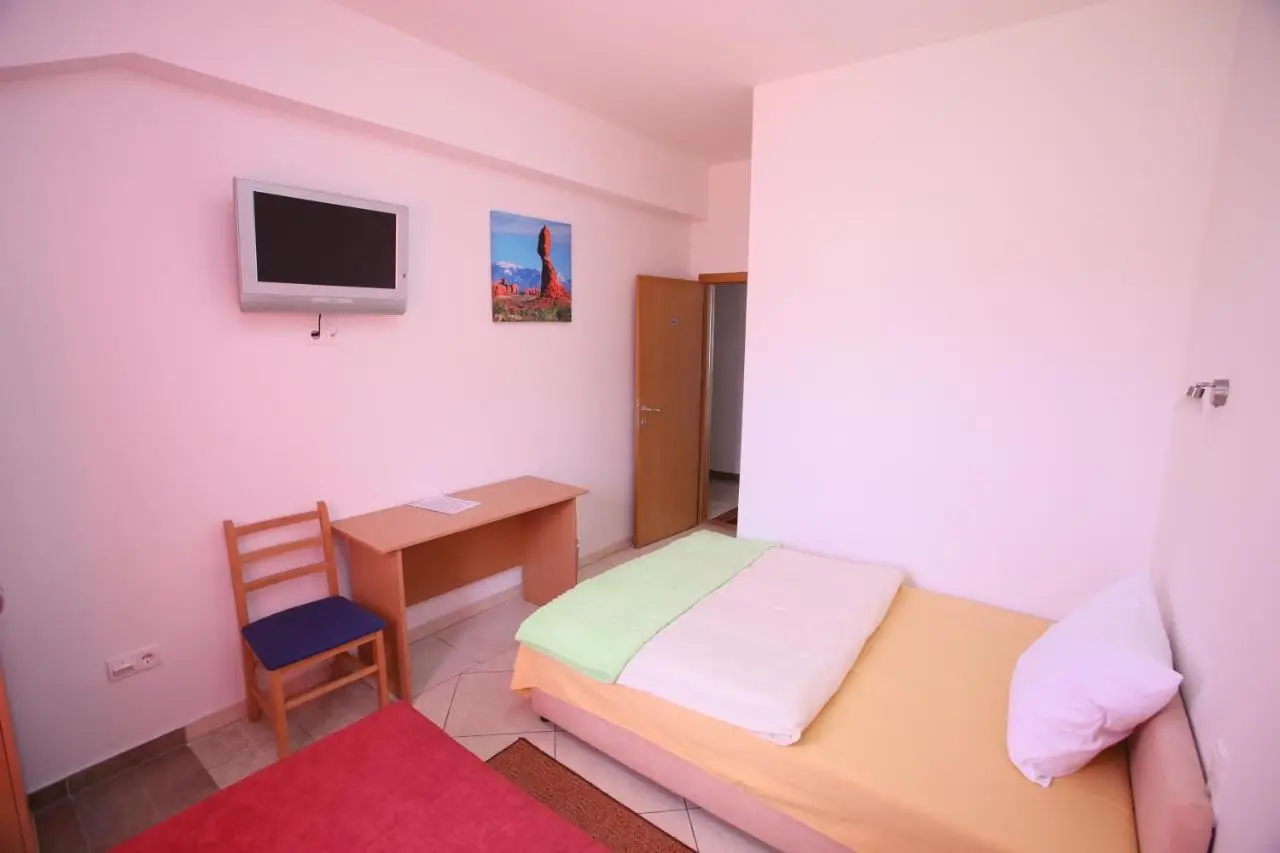 Motel Maks