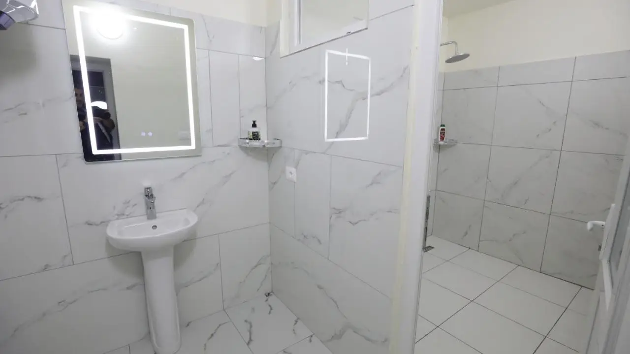 Thethi 360 grade - Camping & Rooms
