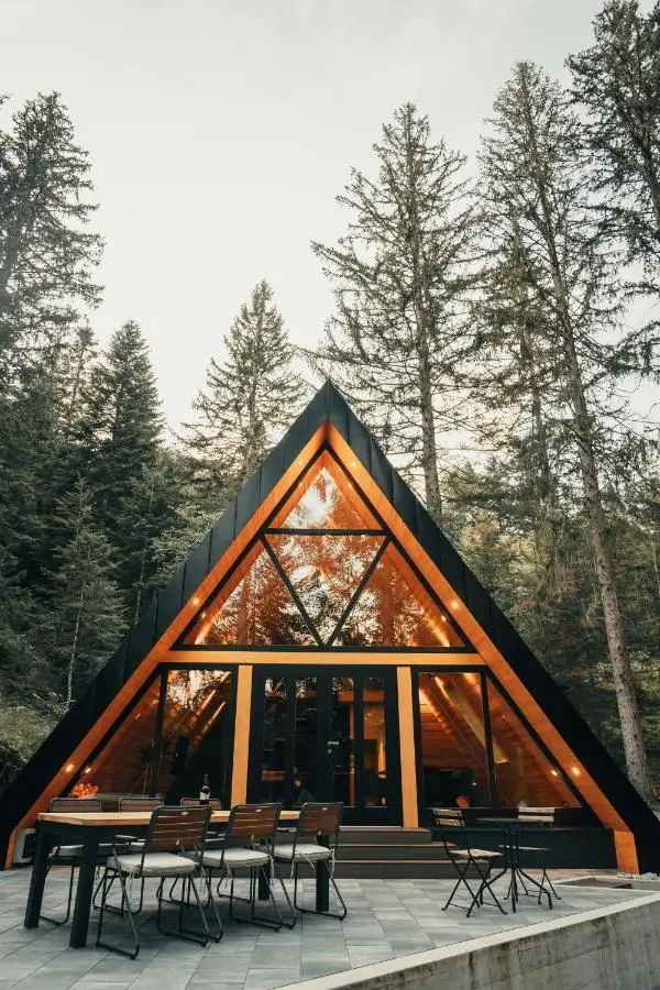 The Cozy Chalet