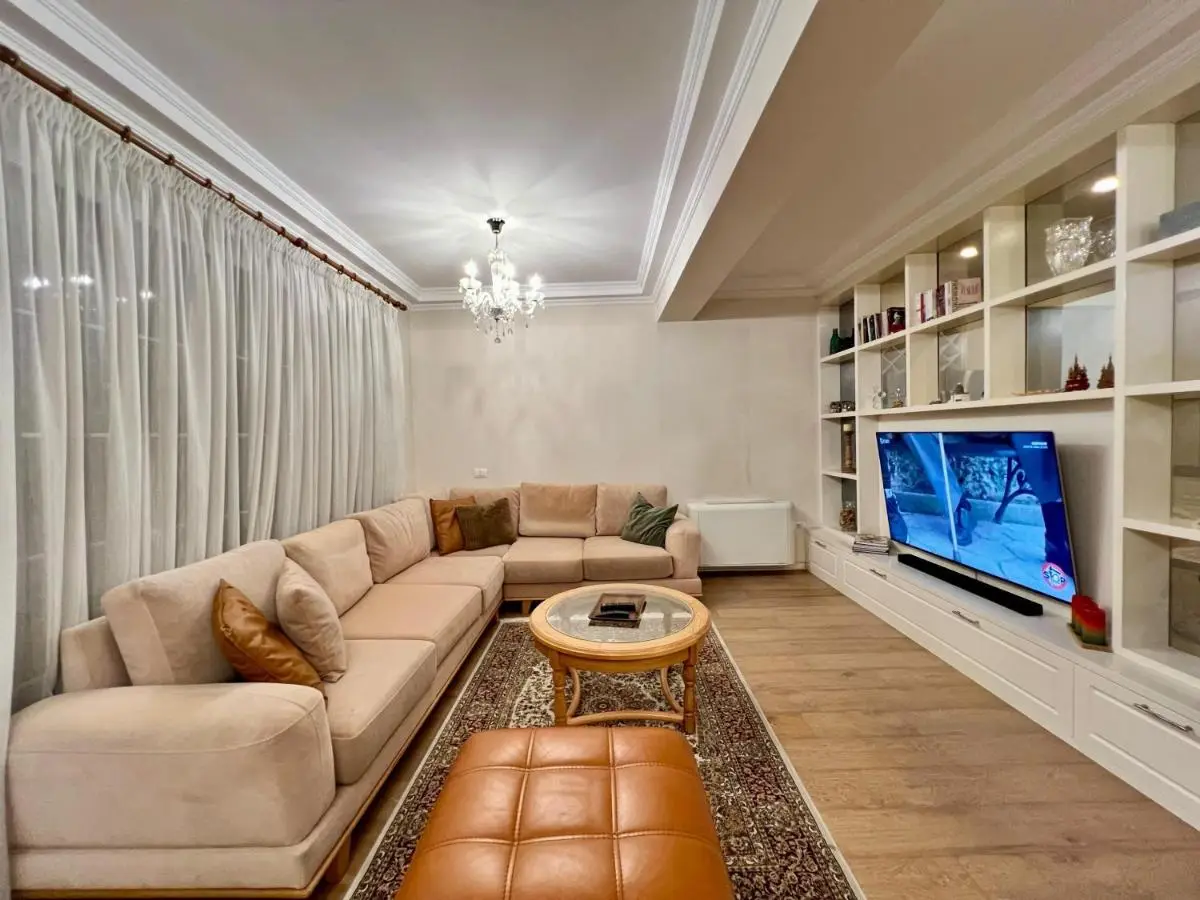 TOP House Tirana
