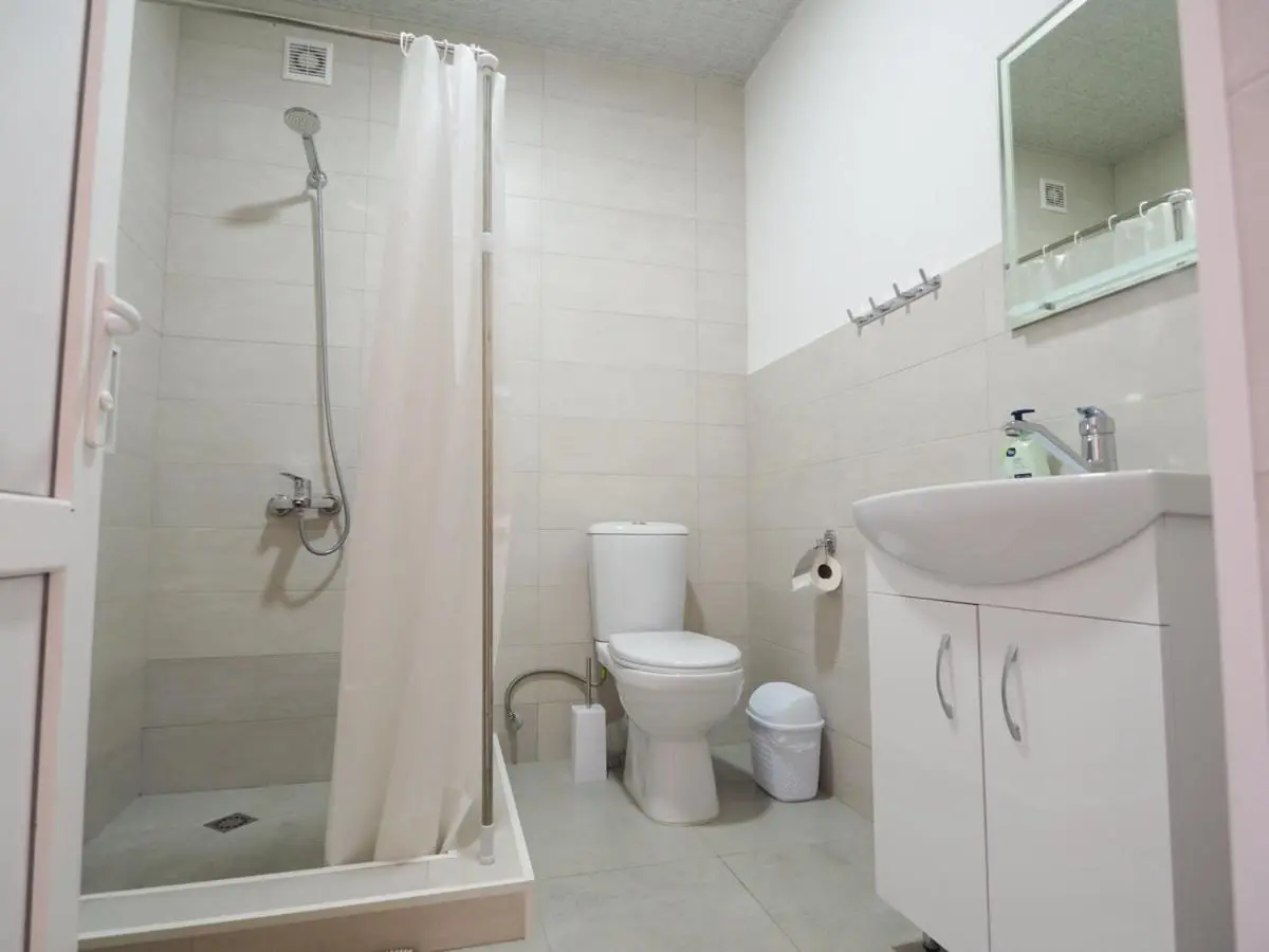 Nazy's Guest House