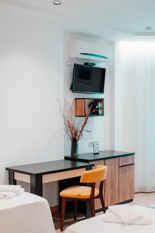 Hotel Blini