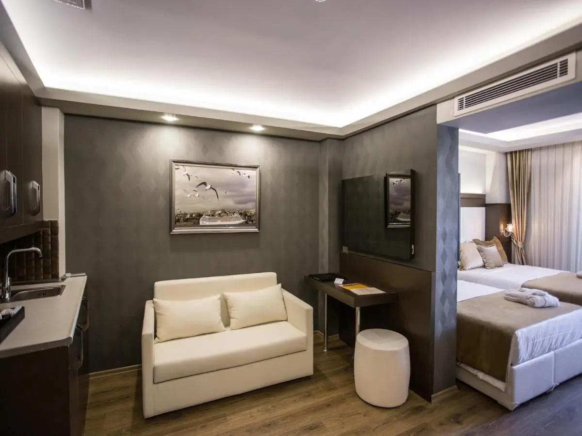 Bonne Sante Hotel
