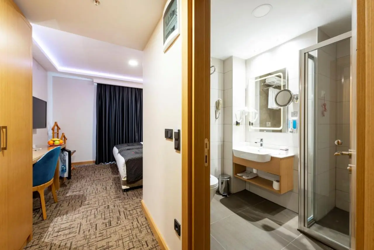 Hotel Boursier 2 & Spa