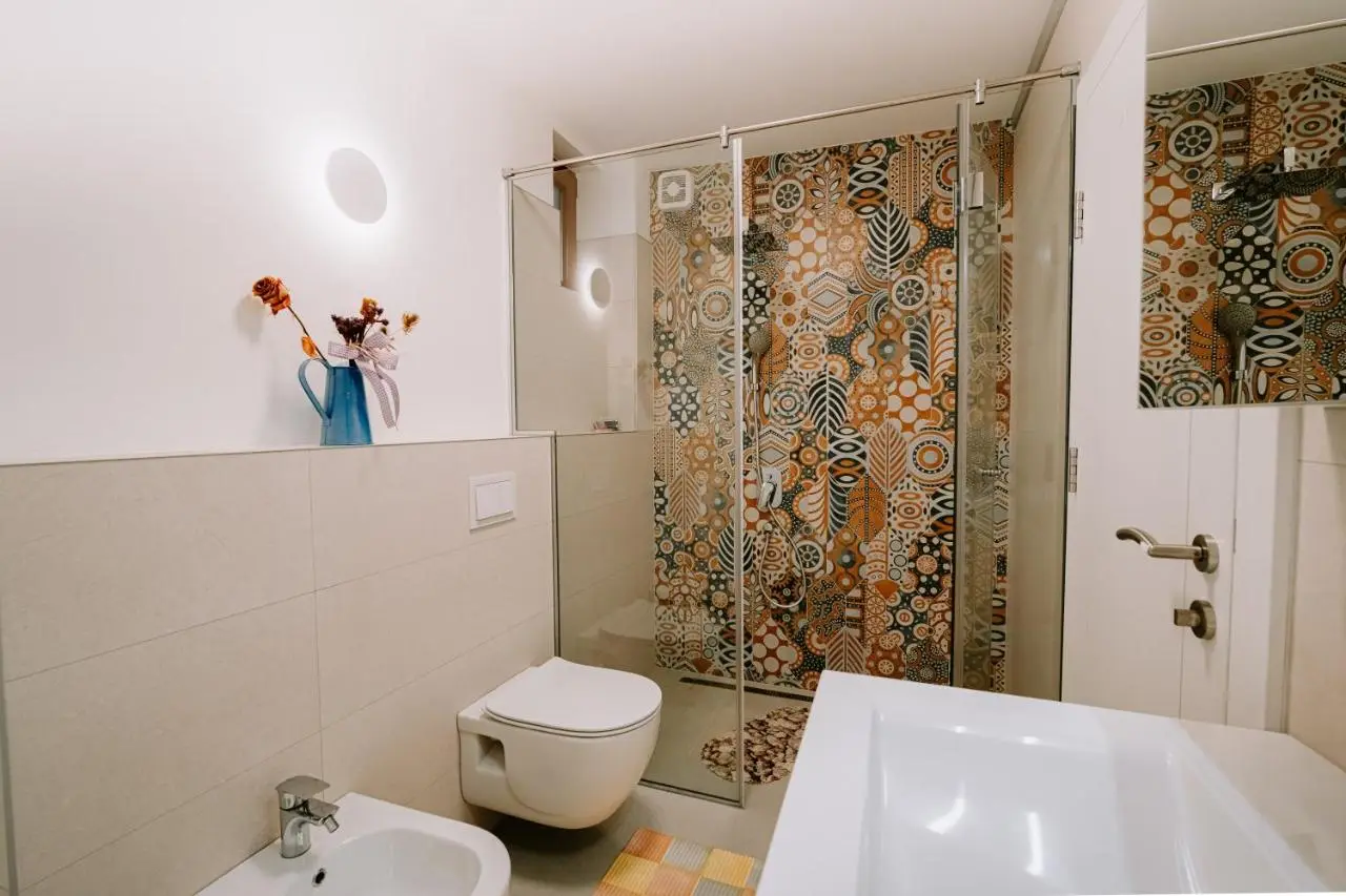 Apartment Jutro with free private parking-garage