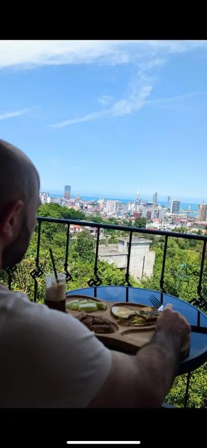 chill in batumi