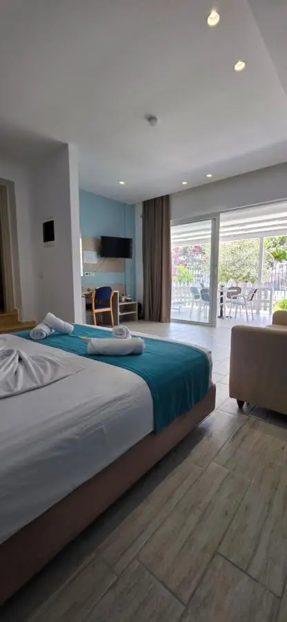 Suncoast Rooms Saranda near Port & Beach