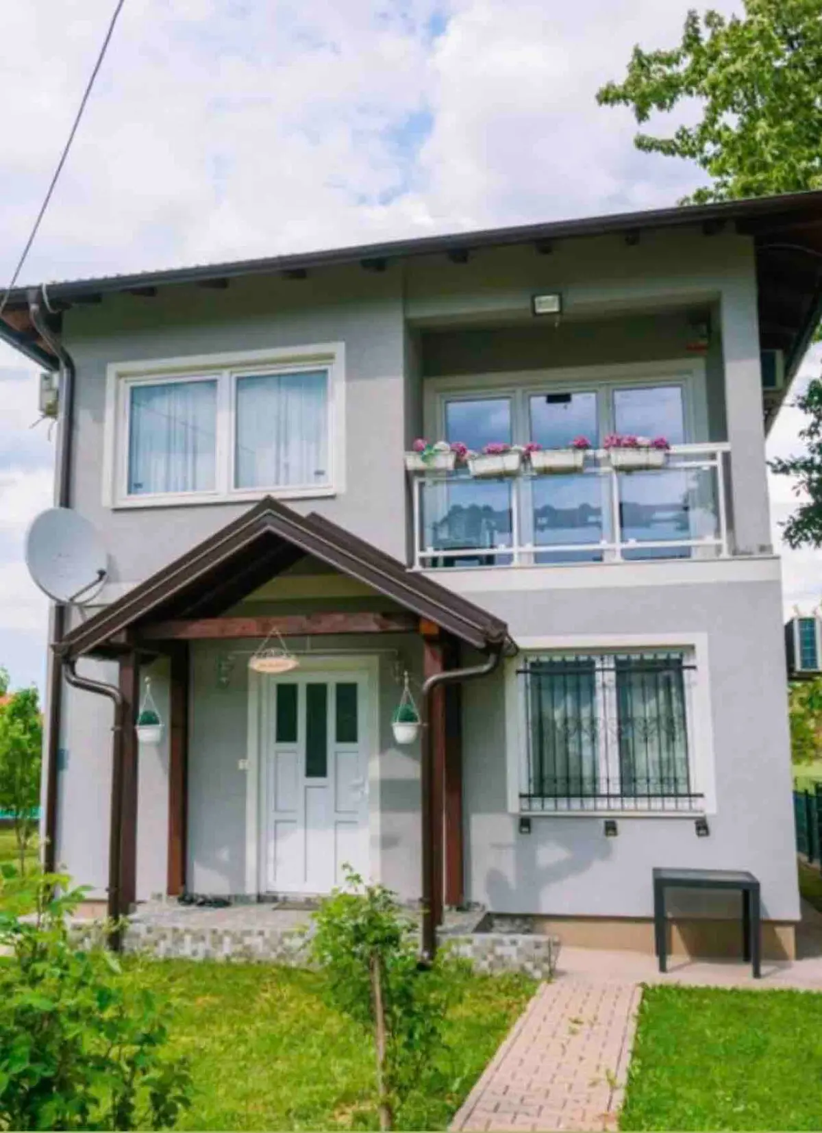 Sweet family home, a new and beautiful villa