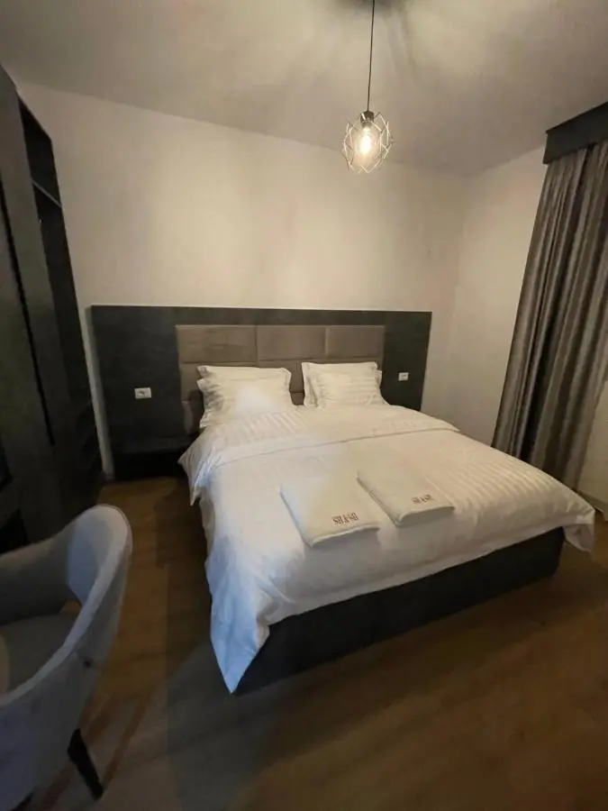 Hotel SH & SH