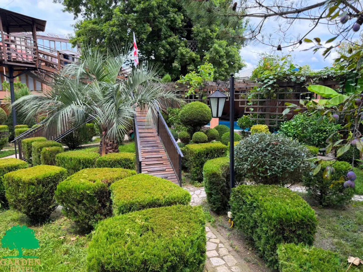 Garden Hotel
