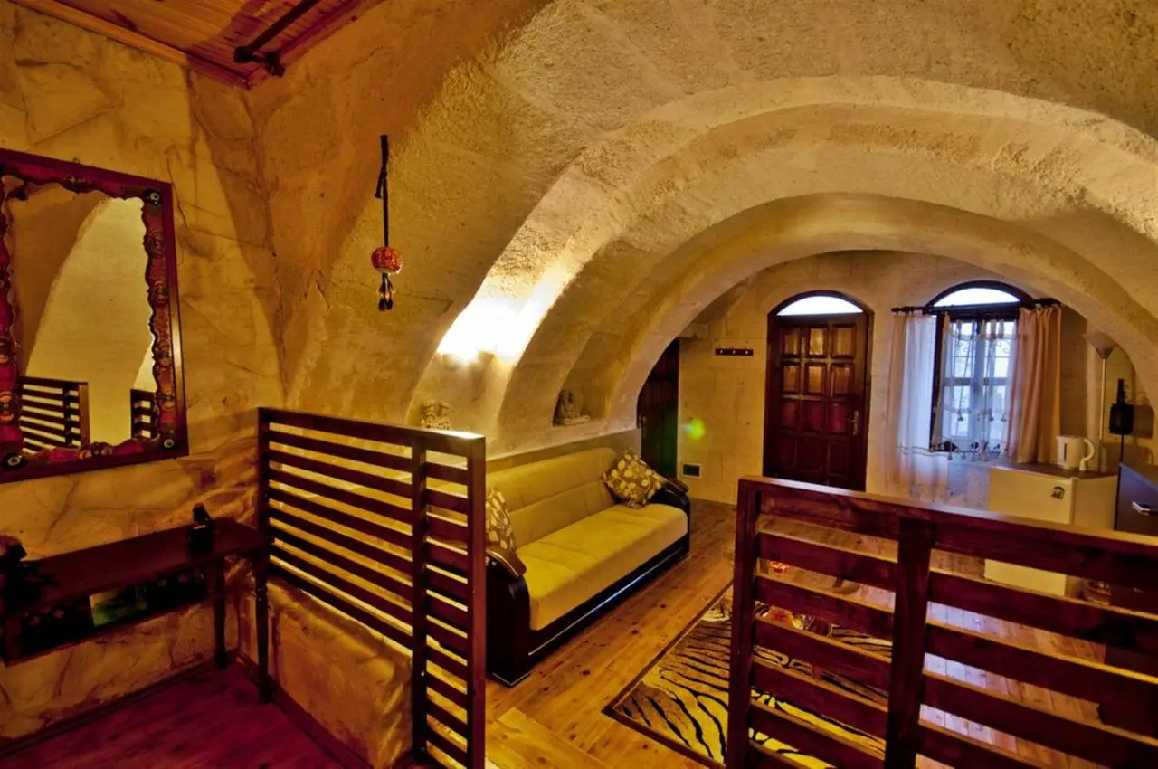 Adanos Konuk Evi