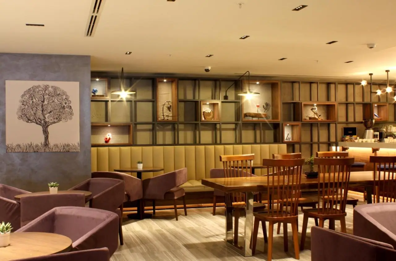 Bof Hotels Business