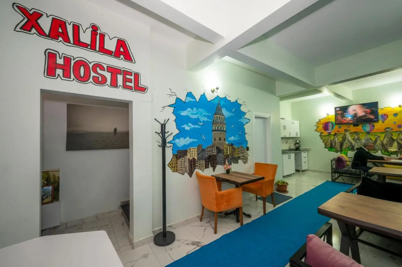XALİLA HOSTEL & CAFE LADİES ROOM