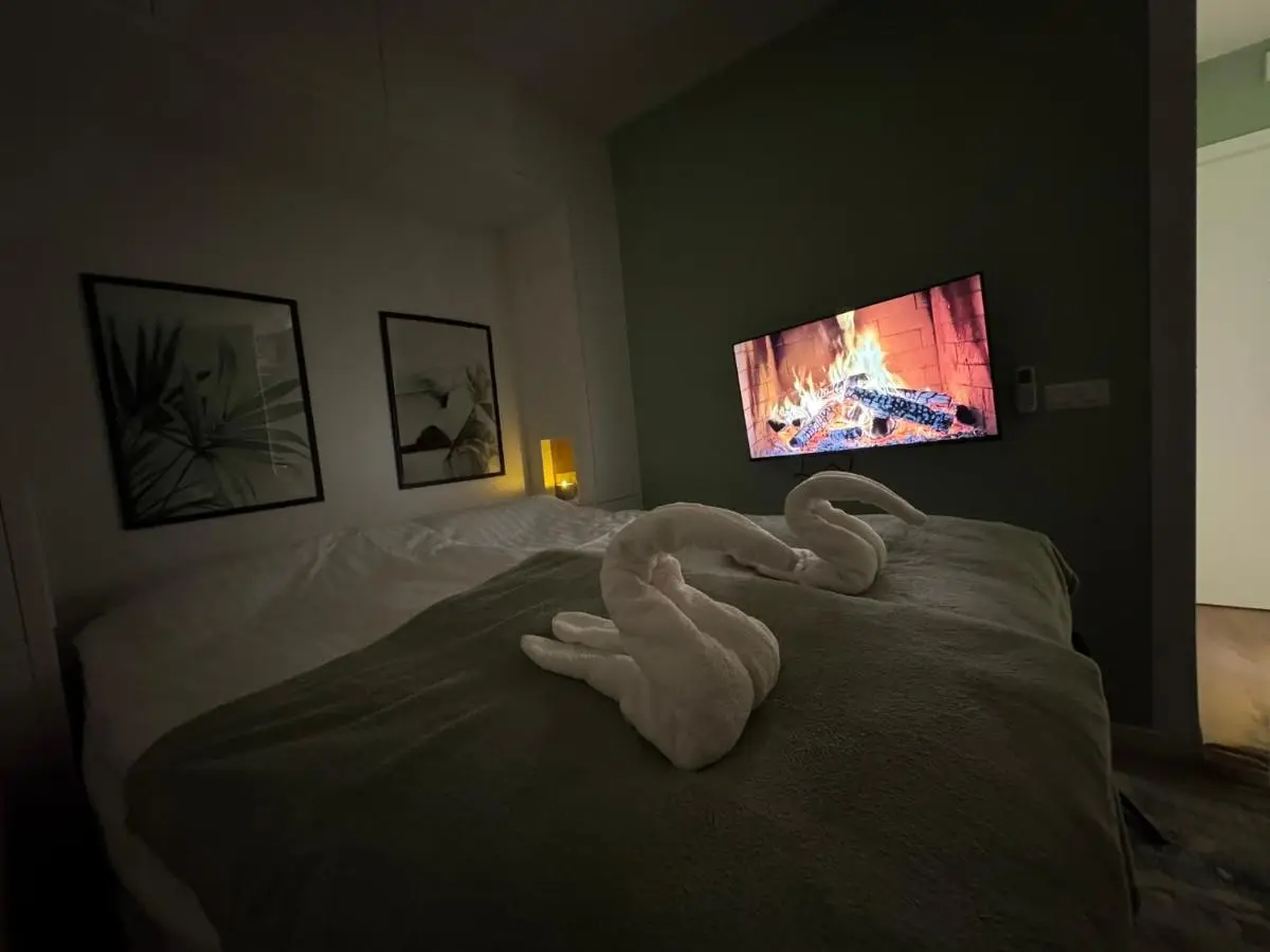 Flamme Luxe Suites