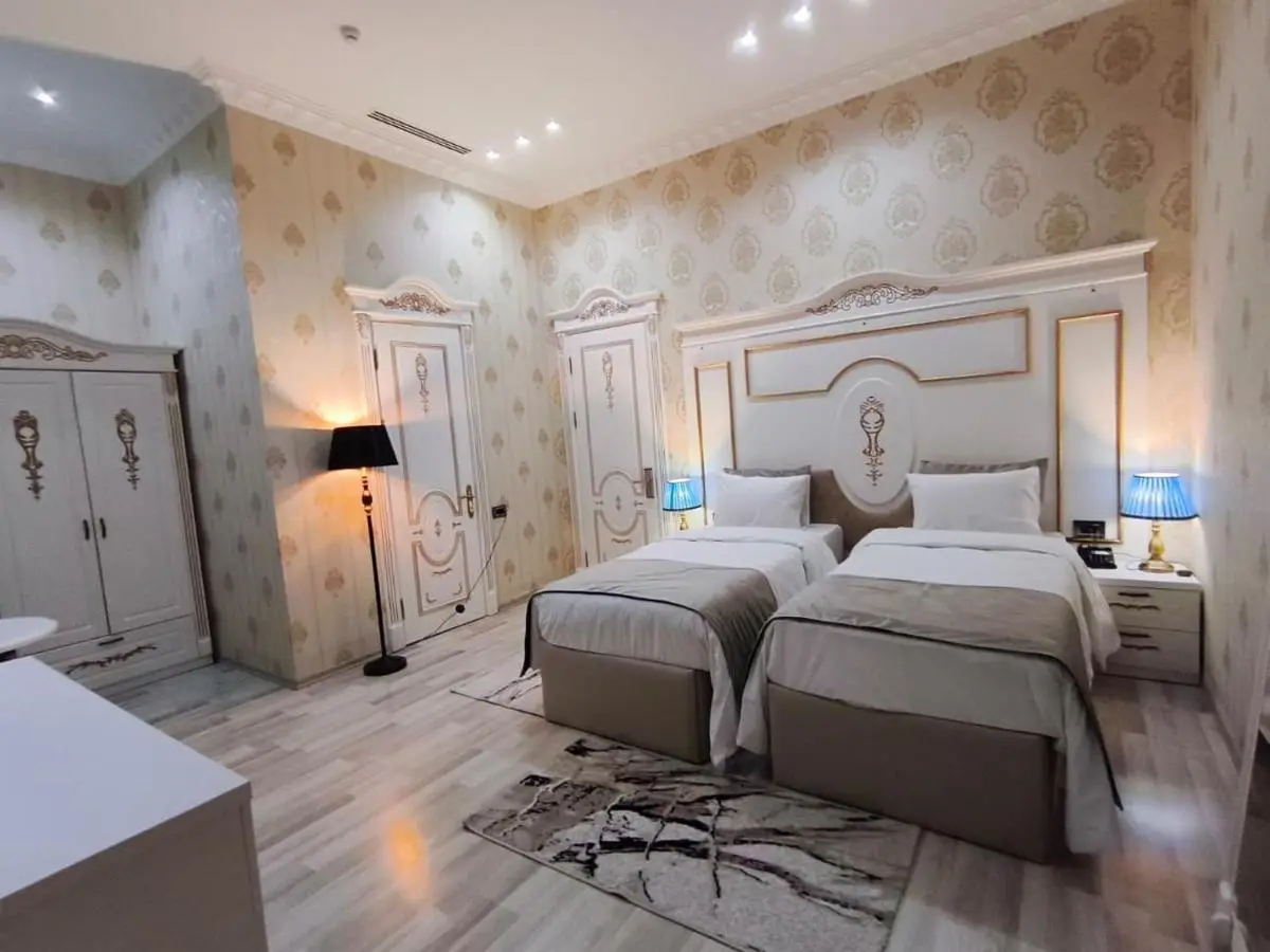 Nizami White Hotel City